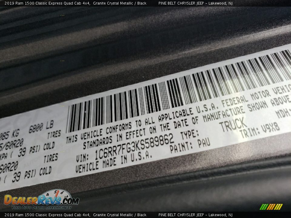 2019 Ram 1500 Classic Express Quad Cab 4x4 Granite Crystal Metallic / Black Photo #9