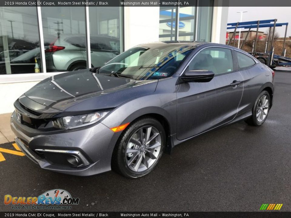 Front 3/4 View of 2019 Honda Civic EX Coupe Photo #3