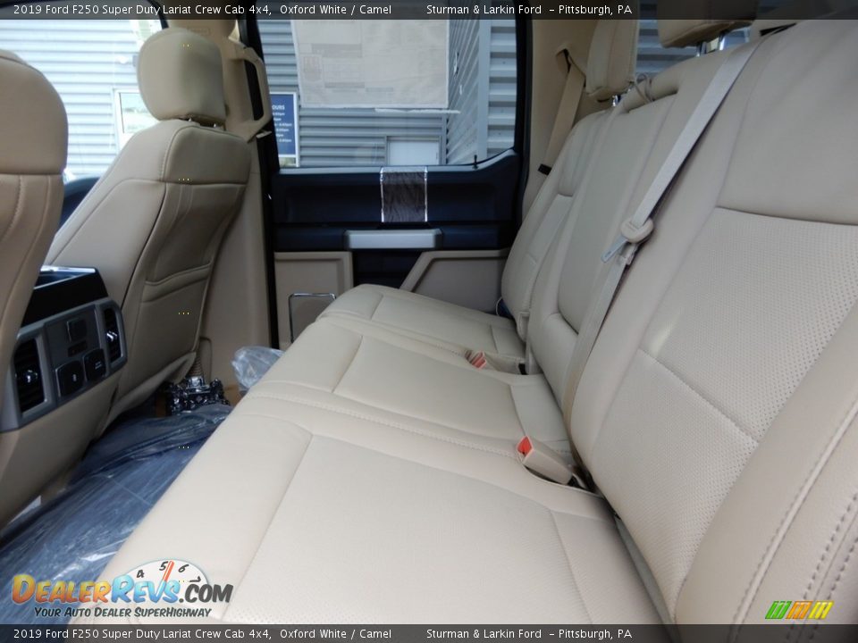 2019 Ford F250 Super Duty Lariat Crew Cab 4x4 Oxford White / Camel Photo #7