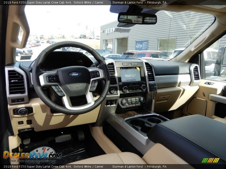 2019 Ford F250 Super Duty Lariat Crew Cab 4x4 Oxford White / Camel Photo #9