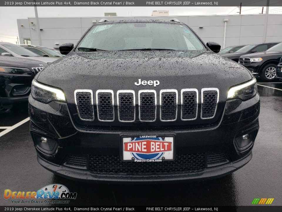 2019 Jeep Cherokee Latitude Plus 4x4 Diamond Black Crystal Pearl / Black Photo #2
