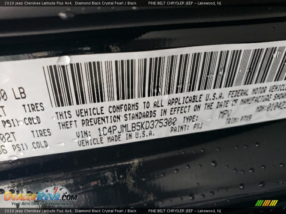 2019 Jeep Cherokee Latitude Plus 4x4 Diamond Black Crystal Pearl / Black Photo #9
