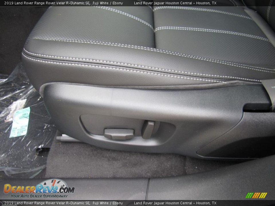 2019 Land Rover Range Rover Velar R-Dynamic SE Fuji White / Ebony Photo #25