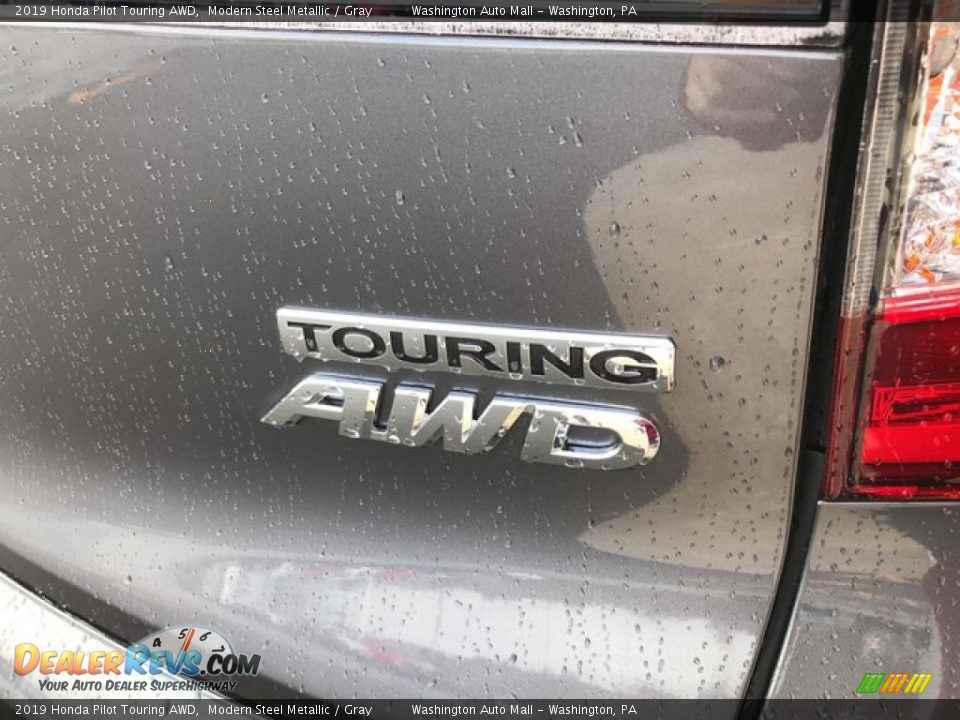 2019 Honda Pilot Touring AWD Modern Steel Metallic / Gray Photo #9