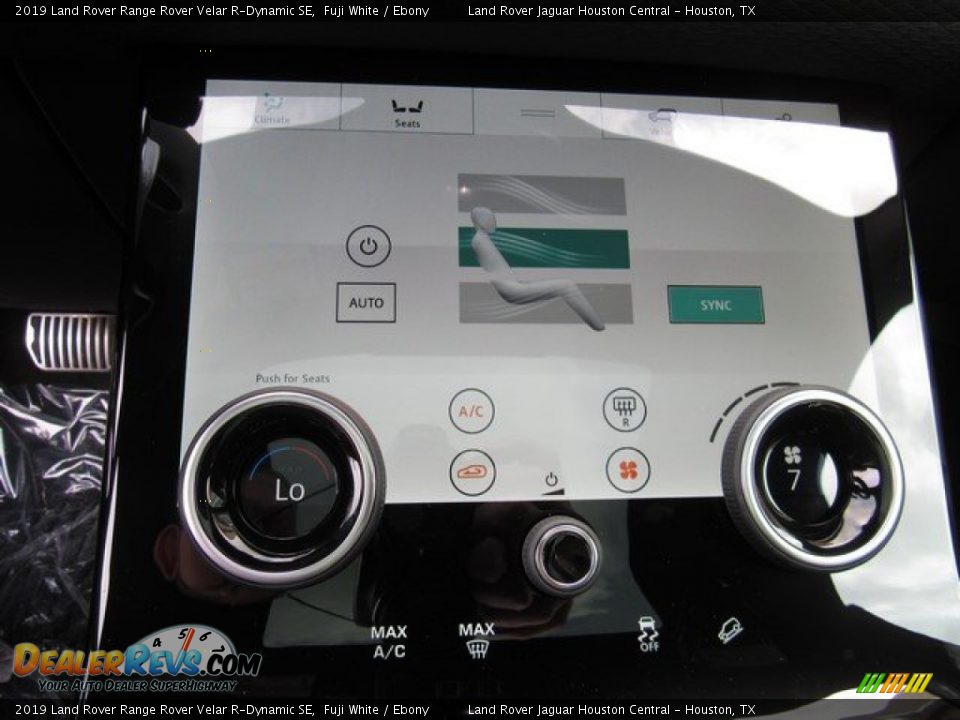 2019 Land Rover Range Rover Velar R-Dynamic SE Fuji White / Ebony Photo #33