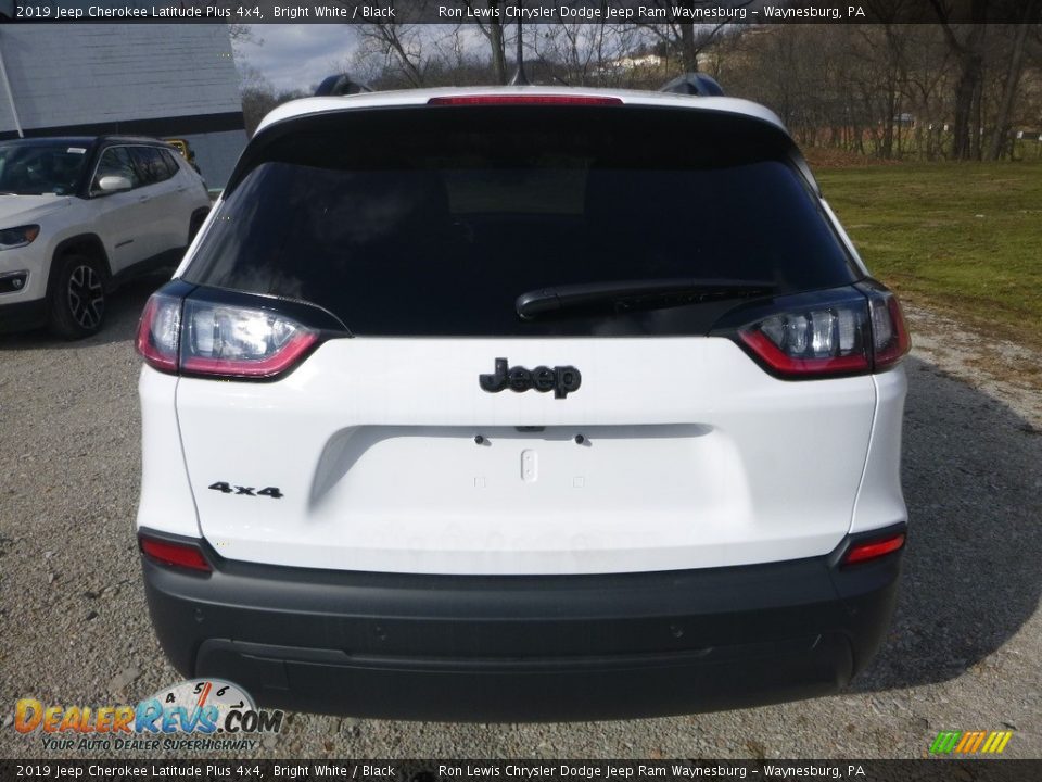 2019 Jeep Cherokee Latitude Plus 4x4 Bright White / Black Photo #4