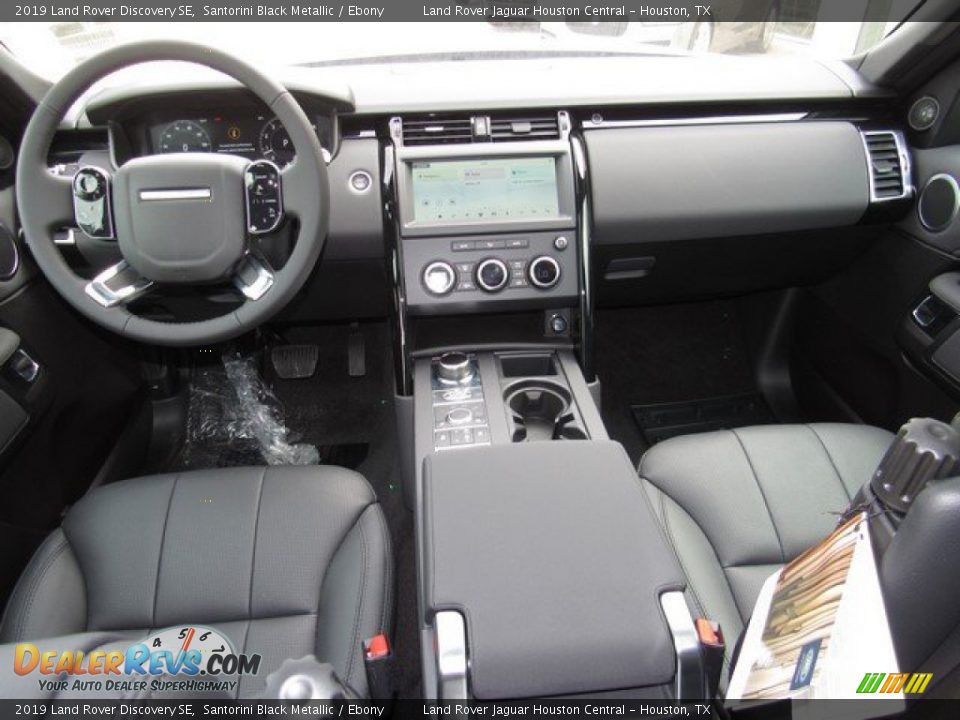 2019 Land Rover Discovery SE Santorini Black Metallic / Ebony Photo #4