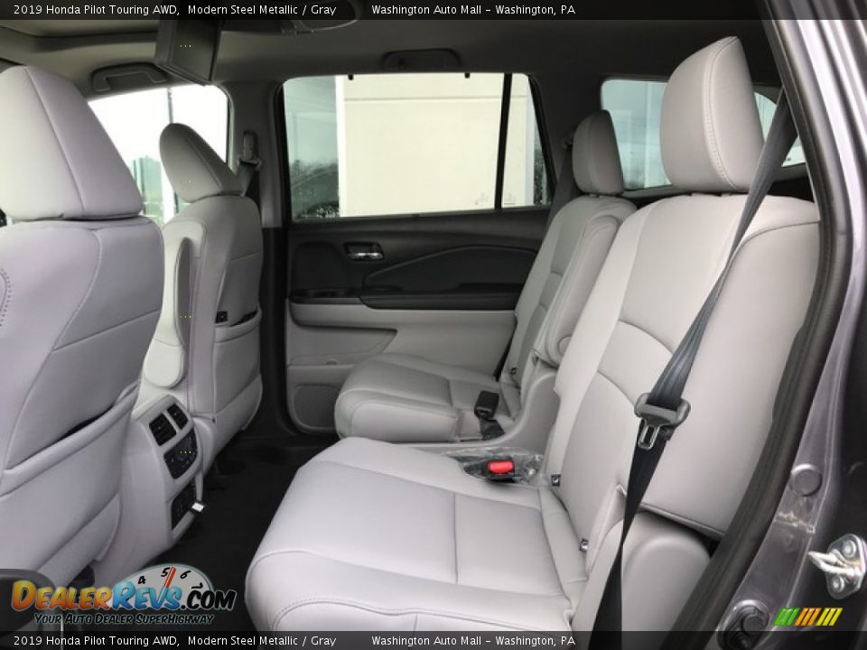 2019 Honda Pilot Touring AWD Modern Steel Metallic / Gray Photo #27