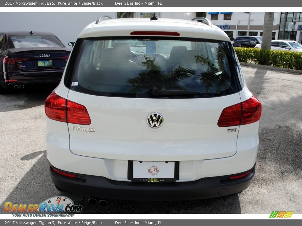 2017 Volkswagen Tiguan S Pure White / Beige/Black Photo #7