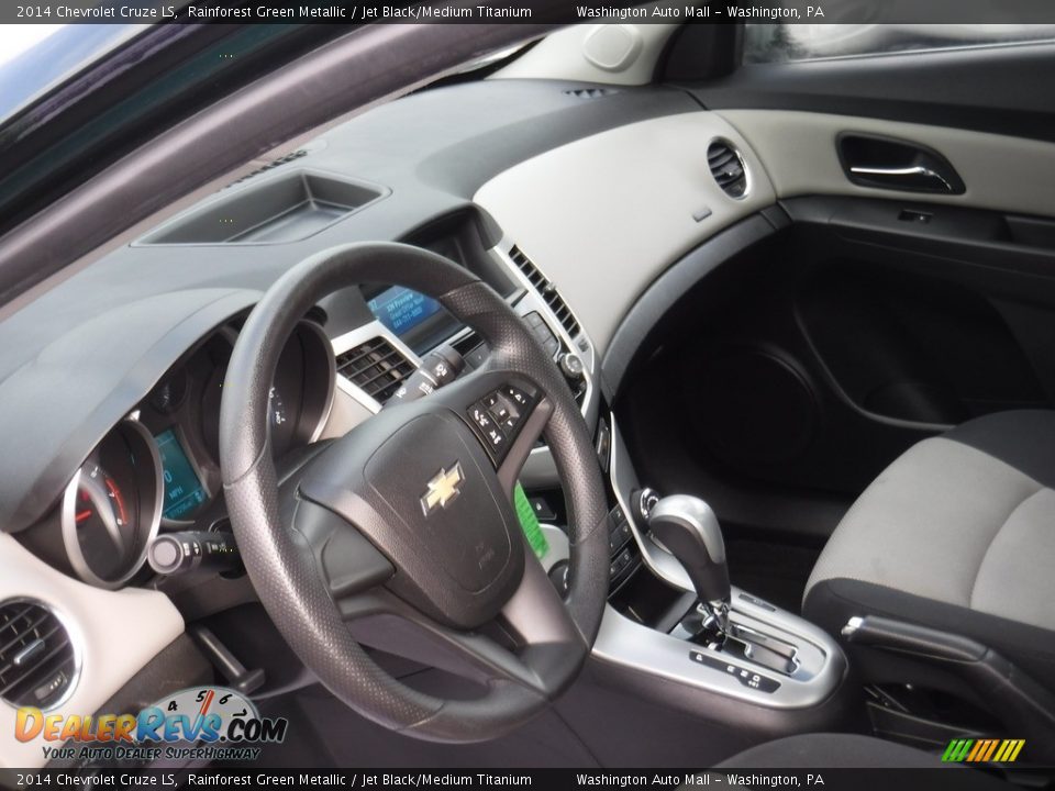 2014 Chevrolet Cruze LS Rainforest Green Metallic / Jet Black/Medium Titanium Photo #10