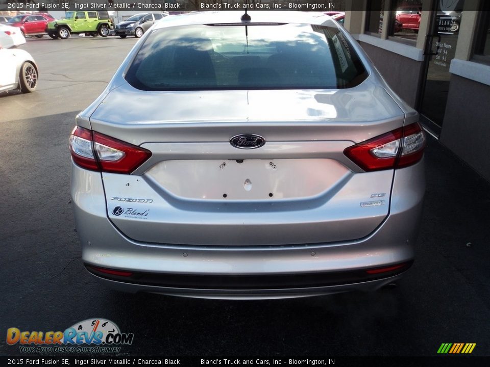 2015 Ford Fusion SE Ingot Silver Metallic / Charcoal Black Photo #25