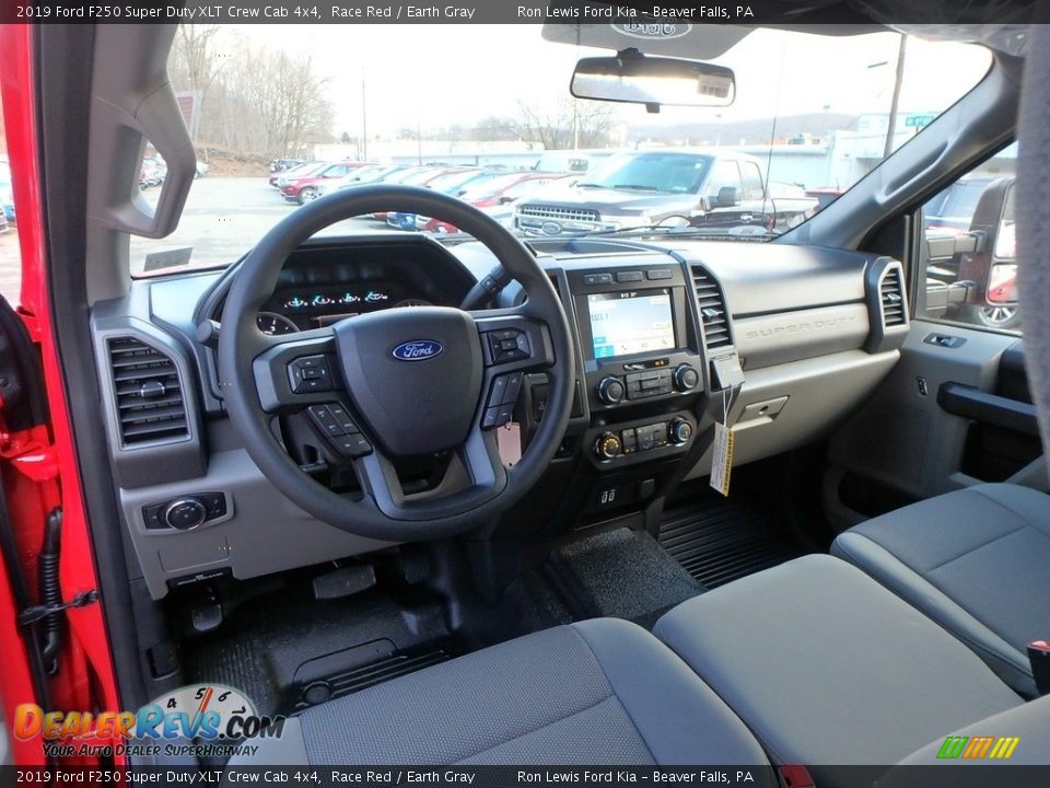 Earth Gray Interior - 2019 Ford F250 Super Duty XLT Crew Cab 4x4 Photo #12