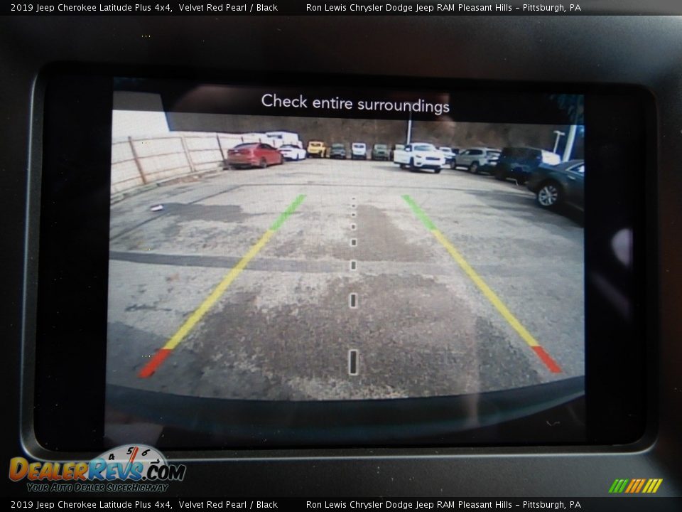 2019 Jeep Cherokee Latitude Plus 4x4 Velvet Red Pearl / Black Photo #19