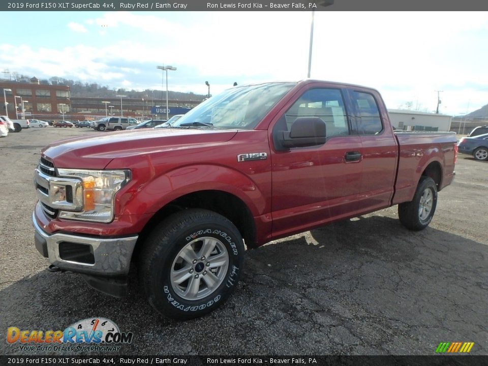 2019 Ford F150 XLT SuperCab 4x4 Ruby Red / Earth Gray Photo #6
