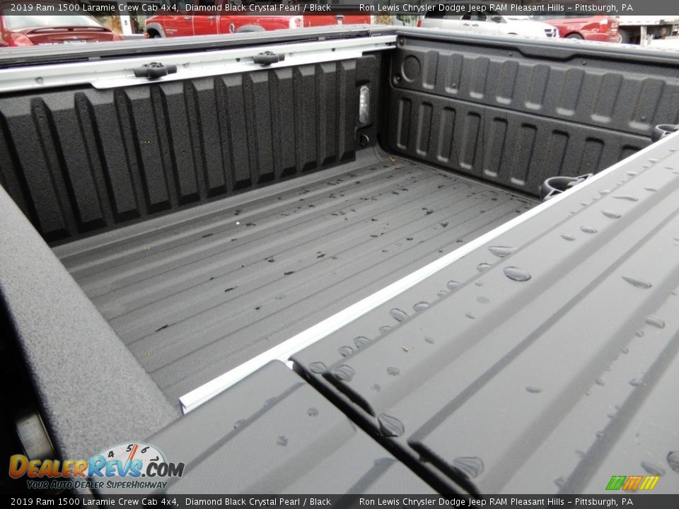 2019 Ram 1500 Laramie Crew Cab 4x4 Diamond Black Crystal Pearl / Black Photo #12