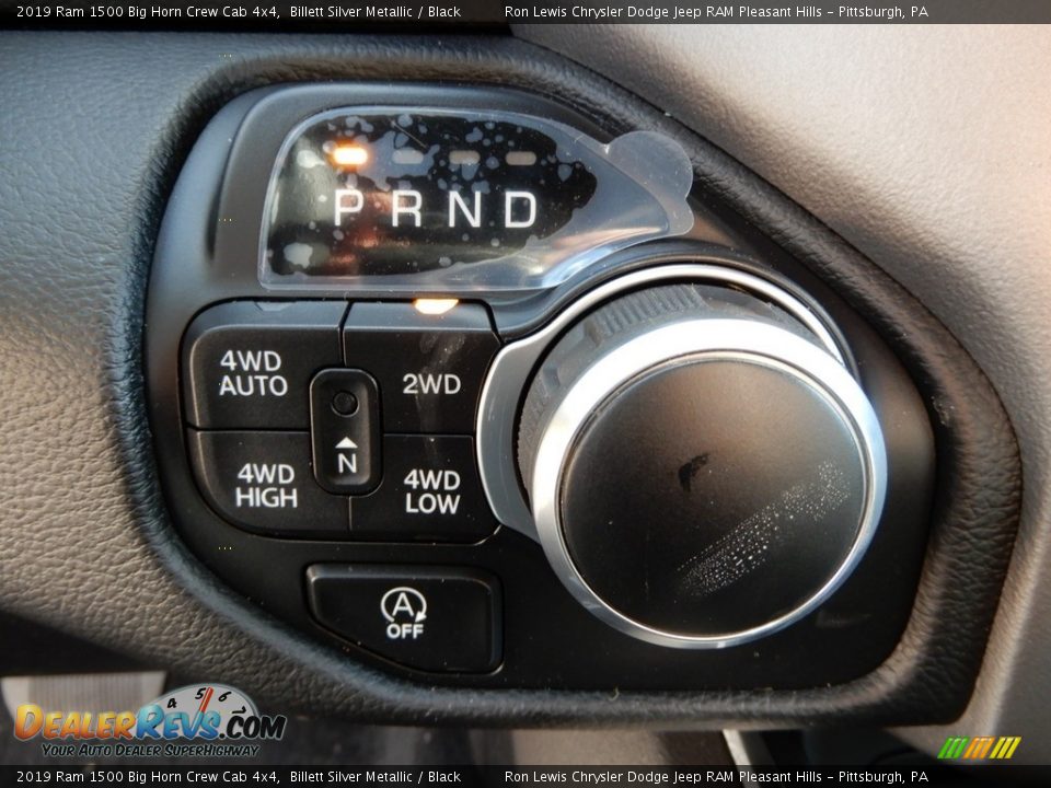 2019 Ram 1500 Big Horn Crew Cab 4x4 Billett Silver Metallic / Black Photo #18