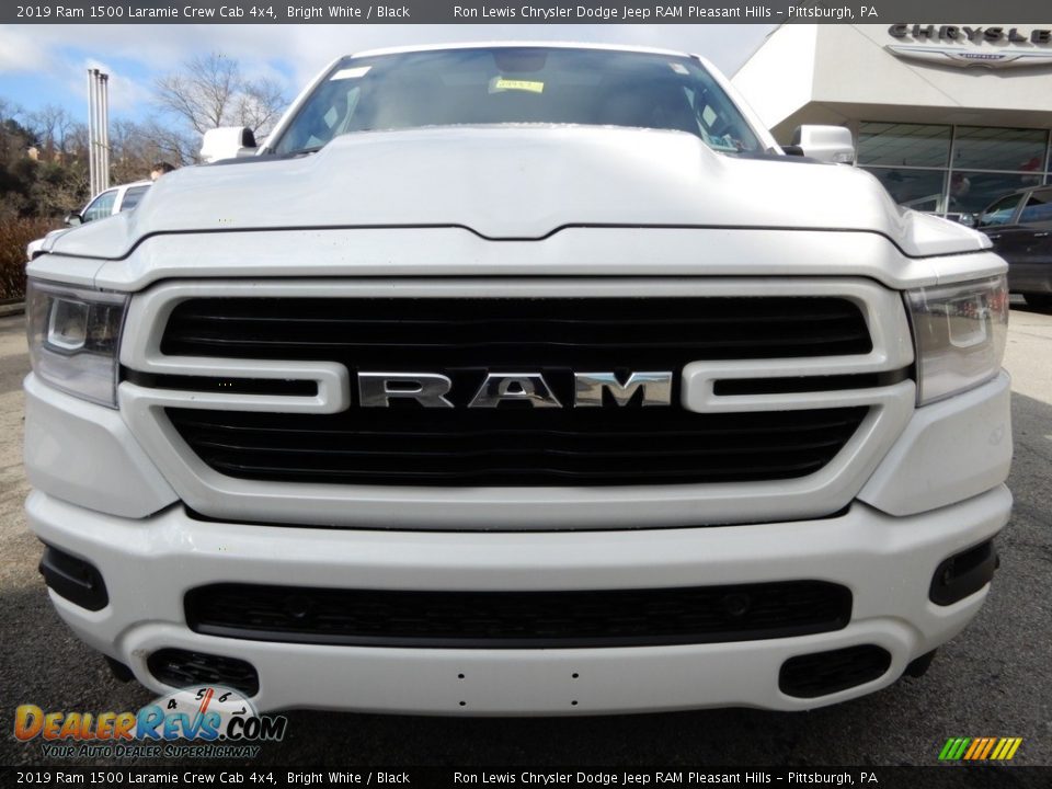 2019 Ram 1500 Laramie Crew Cab 4x4 Bright White / Black Photo #8