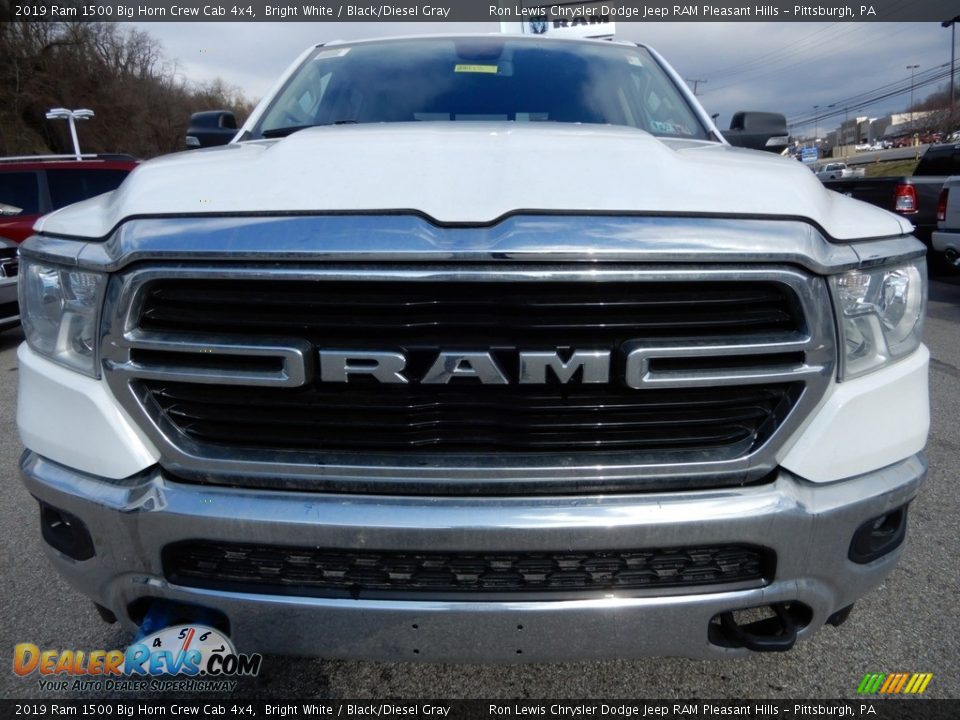 2019 Ram 1500 Big Horn Crew Cab 4x4 Bright White / Black/Diesel Gray Photo #8