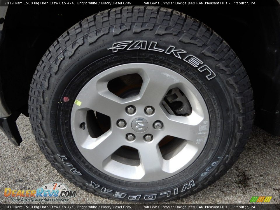 2019 Ram 1500 Big Horn Crew Cab 4x4 Bright White / Black/Diesel Gray Photo #9