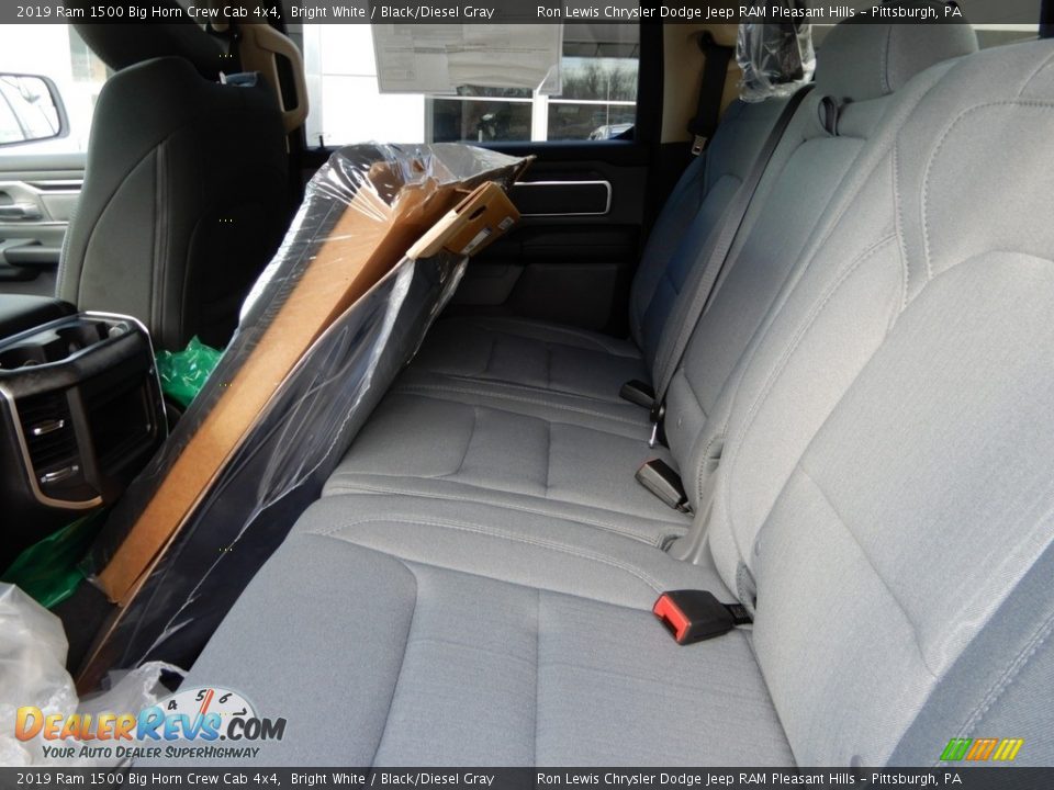 2019 Ram 1500 Big Horn Crew Cab 4x4 Bright White / Black/Diesel Gray Photo #11