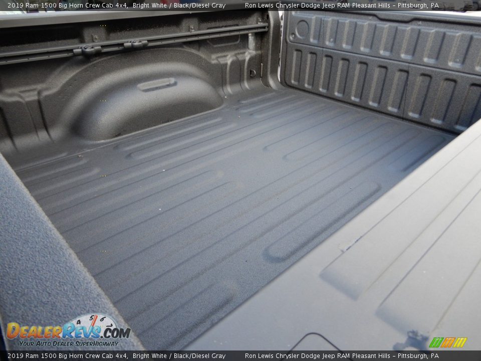 2019 Ram 1500 Big Horn Crew Cab 4x4 Bright White / Black/Diesel Gray Photo #12
