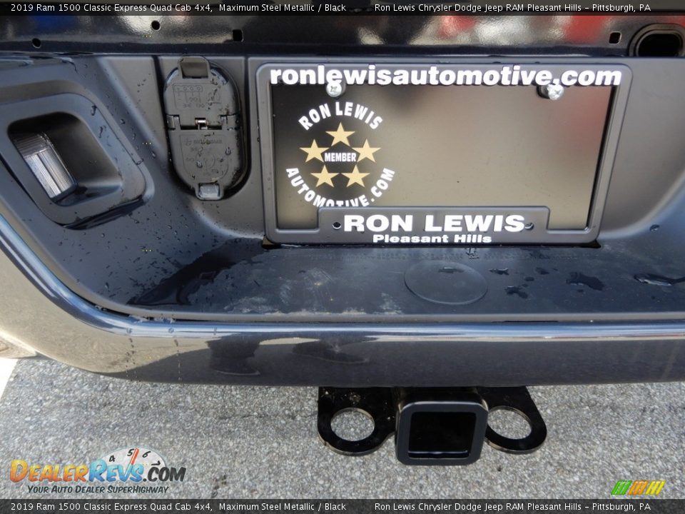 2019 Ram 1500 Classic Express Quad Cab 4x4 Maximum Steel Metallic / Black Photo #20