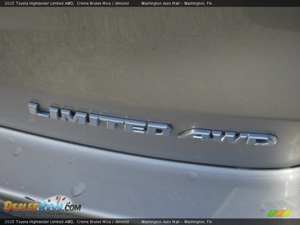 2015 Toyota Highlander Limited AWD Creme Brulee Mica / Almond Photo #10