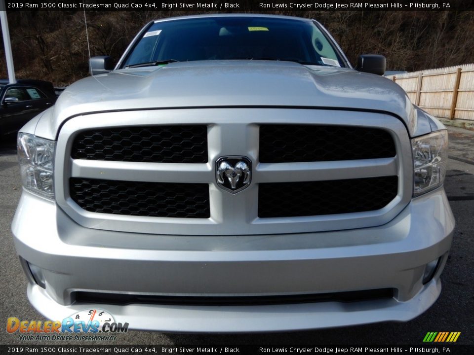 2019 Ram 1500 Classic Tradesman Quad Cab 4x4 Bright Silver Metallic / Black Photo #9