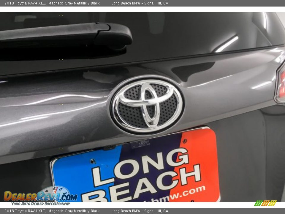 2018 Toyota RAV4 XLE Magnetic Gray Metallic / Black Photo #28