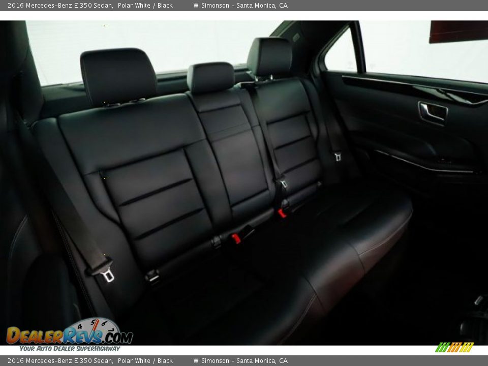2016 Mercedes-Benz E 350 Sedan Polar White / Black Photo #34