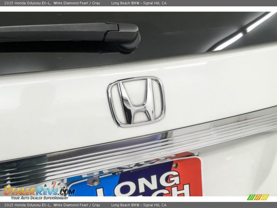 2015 Honda Odyssey EX-L White Diamond Pearl / Gray Photo #28
