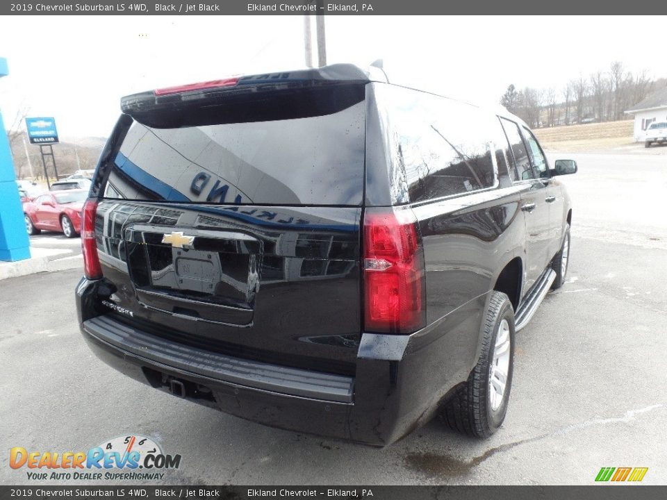 2019 Chevrolet Suburban LS 4WD Black / Jet Black Photo #9
