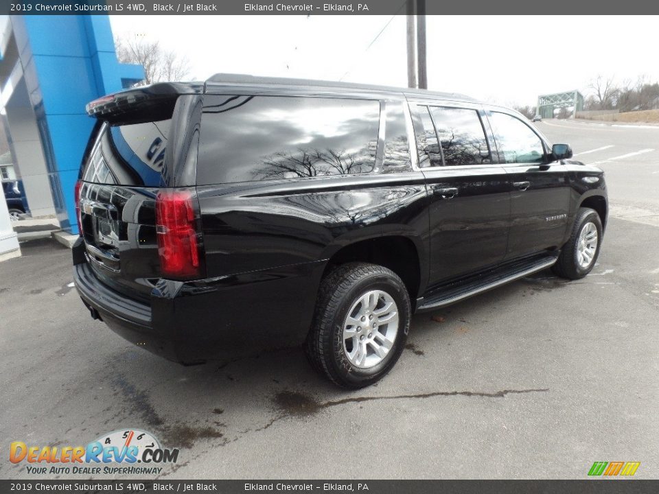 2019 Chevrolet Suburban LS 4WD Black / Jet Black Photo #10