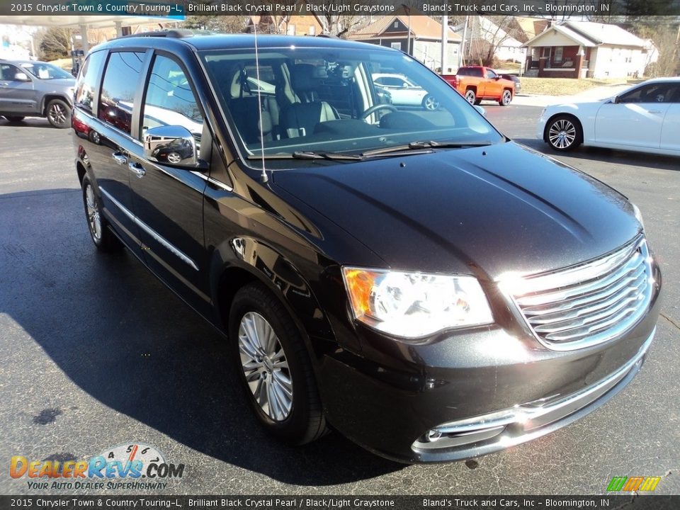 2015 Chrysler Town & Country Touring-L Brilliant Black Crystal Pearl / Black/Light Graystone Photo #5