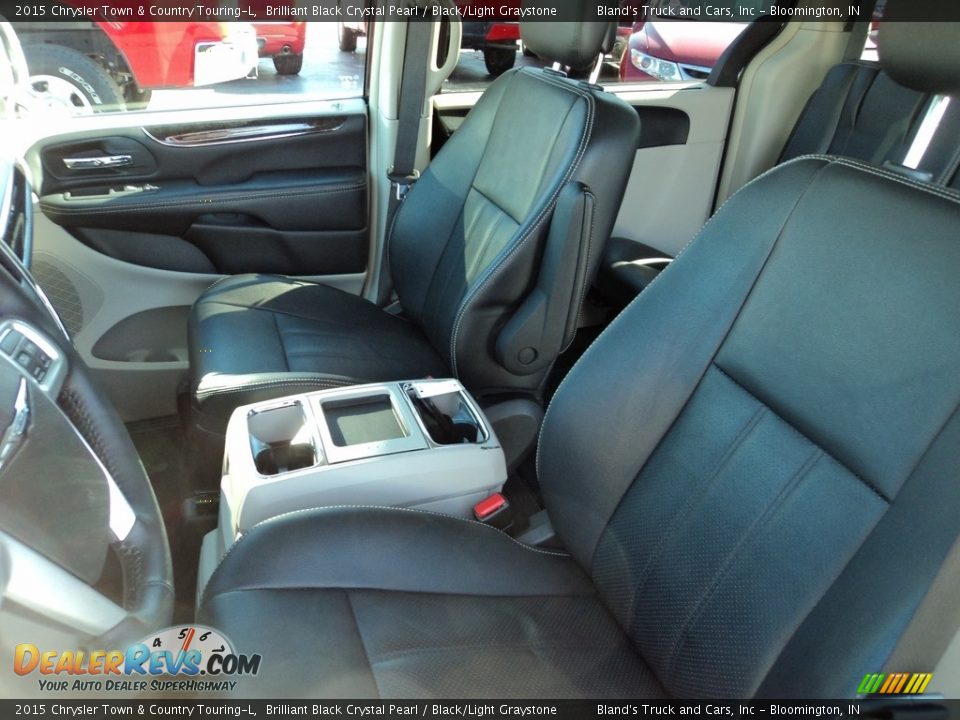 2015 Chrysler Town & Country Touring-L Brilliant Black Crystal Pearl / Black/Light Graystone Photo #7