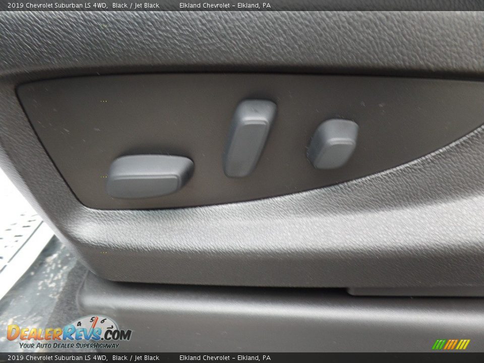 2019 Chevrolet Suburban LS 4WD Black / Jet Black Photo #26