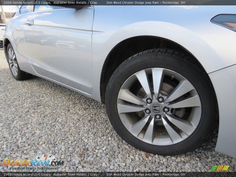 2009 Honda Accord LX-S Coupe Alabaster Silver Metallic / Gray Photo #2