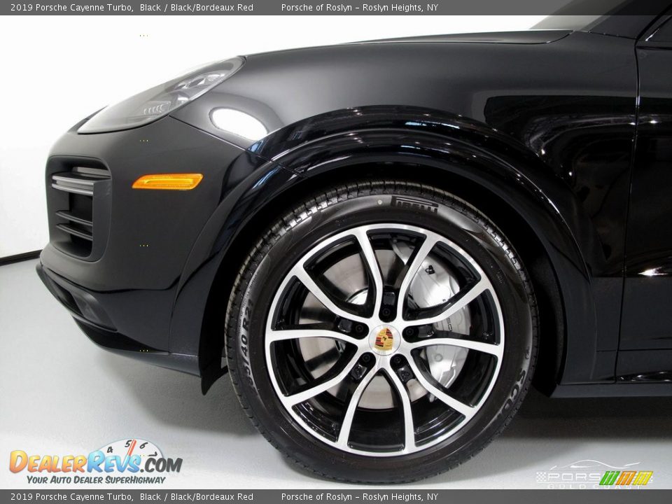 2019 Porsche Cayenne Turbo Wheel Photo #10