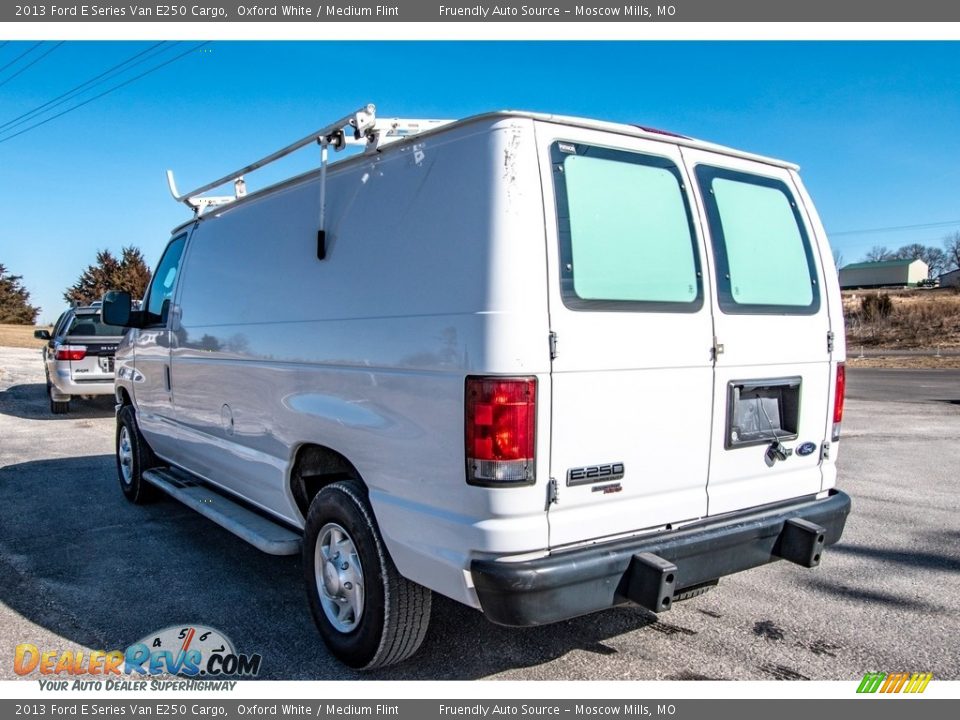 2013 Ford E Series Van E250 Cargo Oxford White / Medium Flint Photo #12