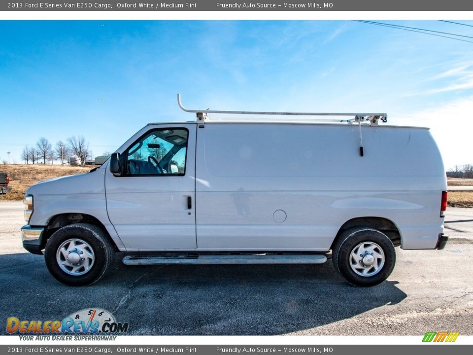 2013 Ford E Series Van E250 Cargo Oxford White / Medium Flint Photo #13