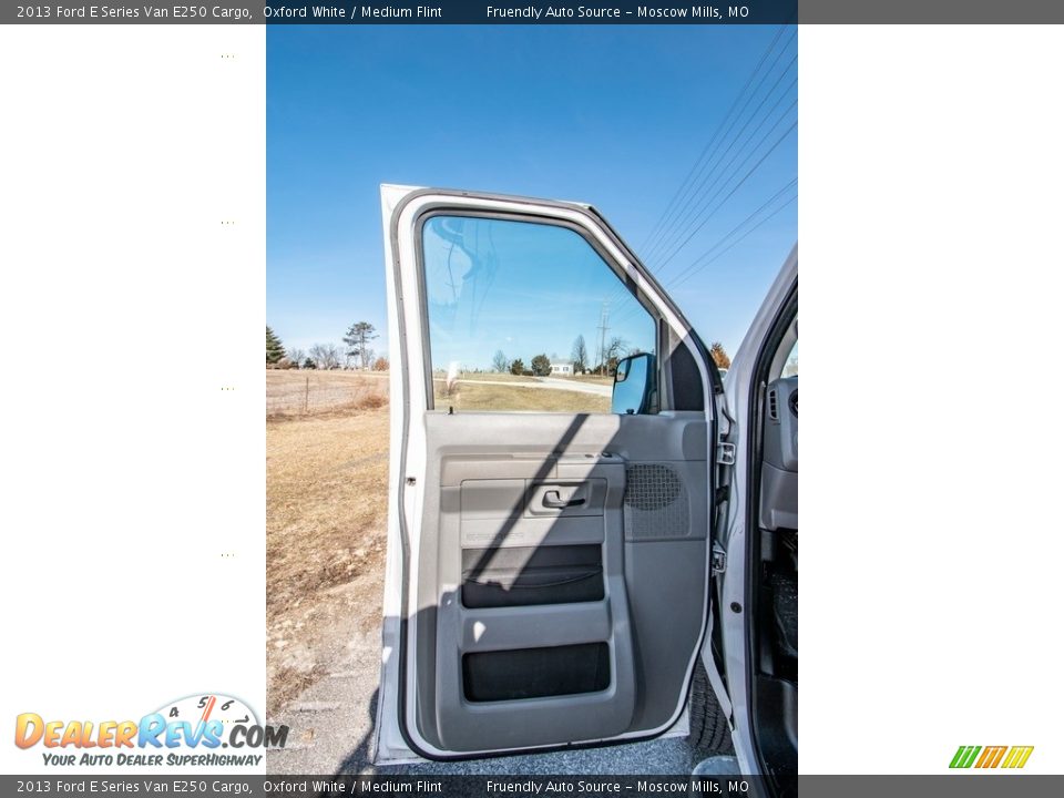 2013 Ford E Series Van E250 Cargo Oxford White / Medium Flint Photo #27