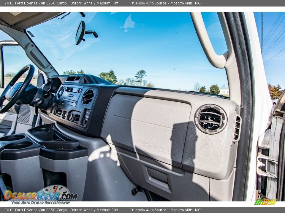 2013 Ford E Series Van E250 Cargo Oxford White / Medium Flint Photo #30