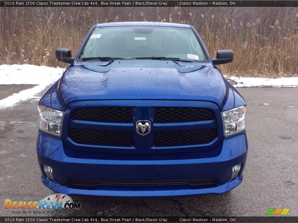 2019 Ram 1500 Classic Tradesman Crew Cab 4x4 Blue Streak Pearl / Black/Diesel Gray Photo #2