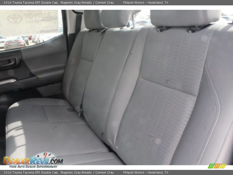 2019 Toyota Tacoma SR5 Double Cab Magnetic Gray Metallic / Cement Gray Photo #16