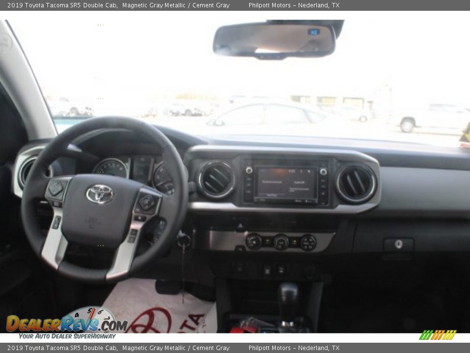 2019 Toyota Tacoma SR5 Double Cab Magnetic Gray Metallic / Cement Gray Photo #17