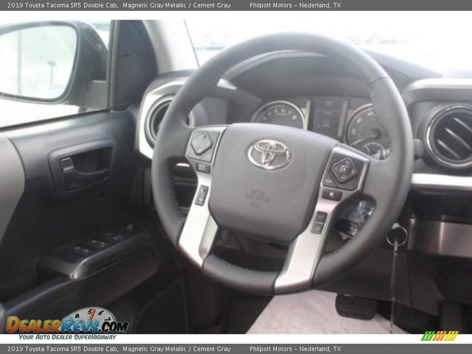 2019 Toyota Tacoma SR5 Double Cab Magnetic Gray Metallic / Cement Gray Photo #18