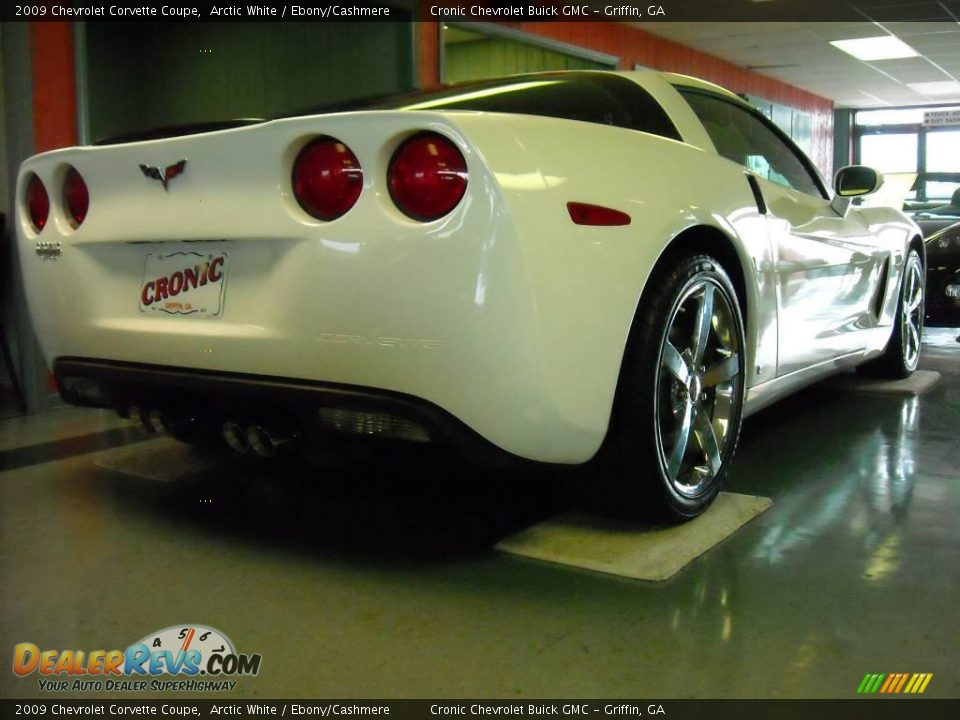 2009 Chevrolet Corvette Coupe Arctic White / Ebony/Cashmere Photo #3