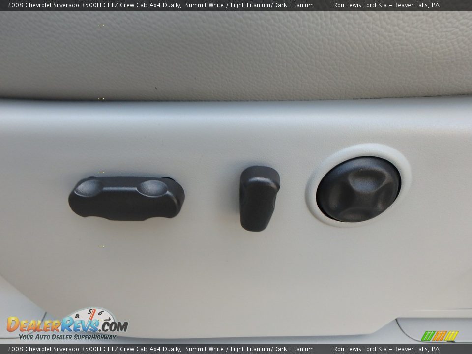 2008 Chevrolet Silverado 3500HD LTZ Crew Cab 4x4 Dually Summit White / Light Titanium/Dark Titanium Photo #16