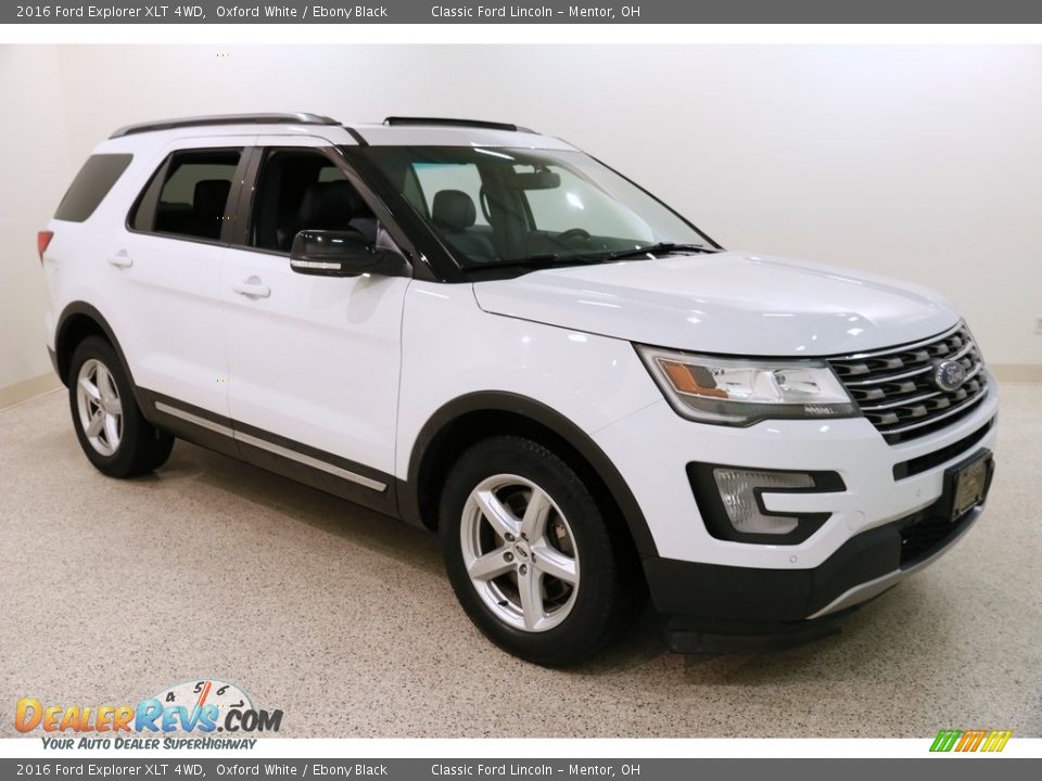 2016 Ford Explorer XLT 4WD Oxford White / Ebony Black Photo #1