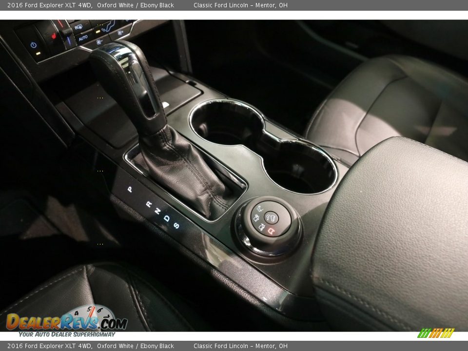 2016 Ford Explorer XLT 4WD Oxford White / Ebony Black Photo #16